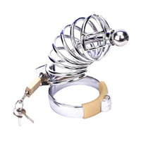 Unlock a new level of intimacy with this macho cage! Designed for the alpha who's ready to explore his submissive side, this dominant device keeps beta urges in check, enhancing pleasure for both partners.