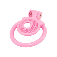 Embrace ultimate discretion with our flat, pink mesh cage. Crafted from stretchy nylon resin, its shaved-down design guides you inward for a snug, comfortable fit. The breathable mesh ensures hygiene, perfect for beginners.