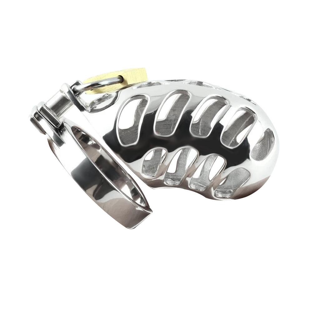 Innovative model accommodates uncircumcised wearers with ergonomic tubes for easy urinating. Tips ensure practical hygiene, creating an unrivaled blend of security and comfort.