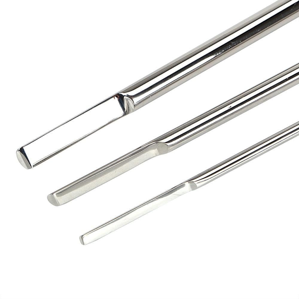 Experience unparalleled sensation this summer with our curvy stainless steel penis plug sound. Available in three diameters, it's possible to reach deep pleasures without fail. Take the flying leap into new experiences and satisfy your desires.