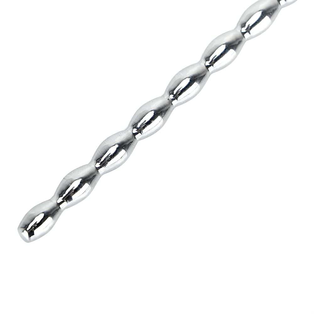 Dive into thrilling fantasies with this stainless steel beaded plug. Perfect for lockup enthusiasts, its temperature sensitivity and unique design transform horniness into endless pleasure, controlling when you cum.